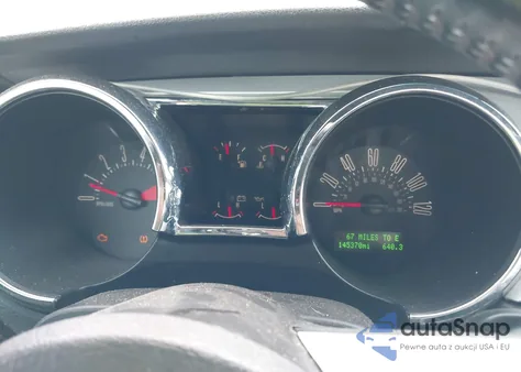 2009 Ford Mustang V6/V6 Premium z USA, uszkodzony, nr VIN 1ZVHT80N395107299